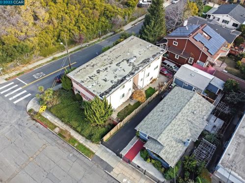 3201 Arkansas St, Oakland CA 94602-3707 exterior