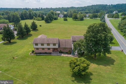 1342 Fairview Dr, Dauberville PA  19533-9185 exterior