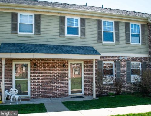 24 Barclay Ct, Blue Bell, PA 19422-2540