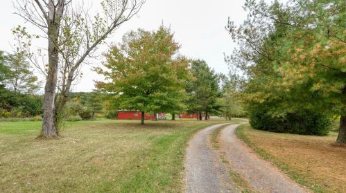 26718 Armstrong Rd, Laurelville OH  43135-9716 exterior