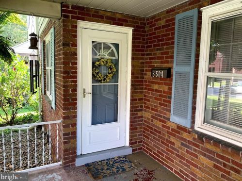 3504 6th St, Harrisburg, PA 17110-1424
