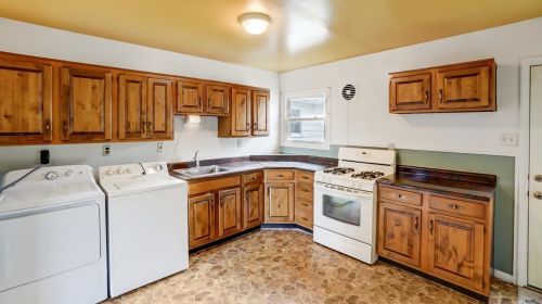 106 Westfield Dr, New Haven OH  45030-1431 exterior