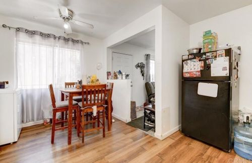 4075 Epsilon St, San Diego CA 92113-4305 exterior