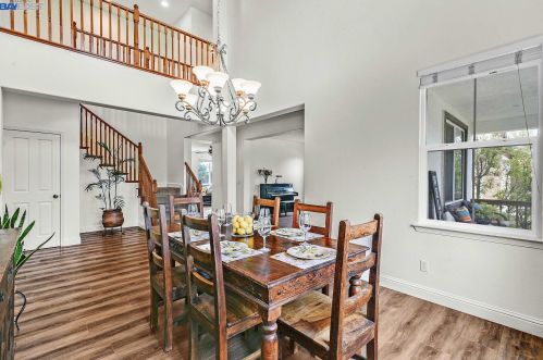 66 Sunchase Ct, Oakley CA  94561-4425 exterior