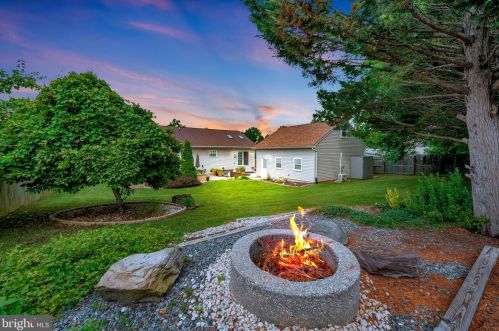 13413 Marumsco Dr, Woodbridge, VA 22191-1718