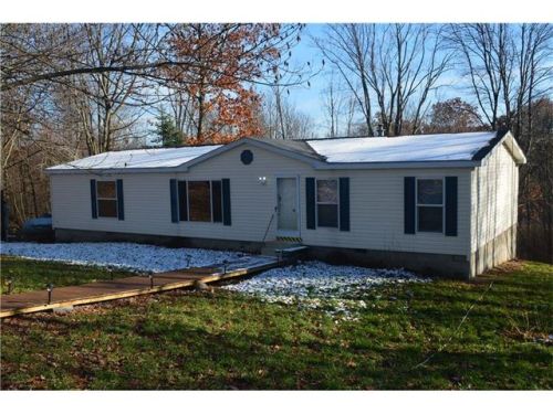 656 Jackson Center Polk Rd, Stoneboro, PA 16153-3112