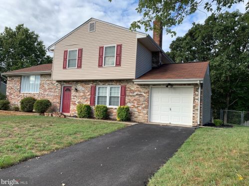 10314 Meadowview Dr, Fredericksburg VA  22408-2612 exterior
