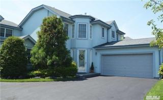 548 Bardini Dr, Huntington Station, NY 11747-5272