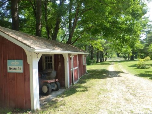 443 Salmon Kill Rd, Lakeville, CT 06039-2409