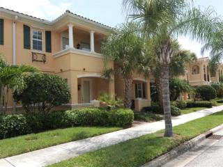 6010 Madrano Dr, Sarasota, FL 34232-6932