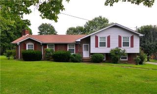 605 Emily Dr, Goodlettsville, TN 37072-3524