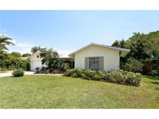 7423 Biltmore Dr, Sarasota, FL 34231-7908