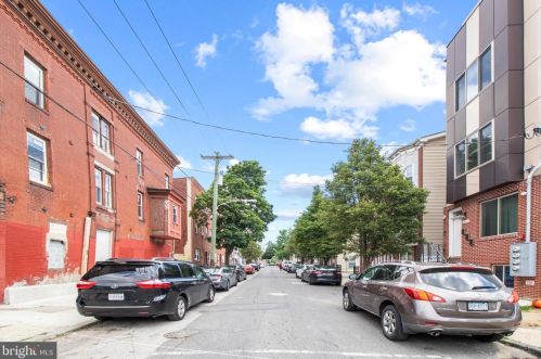 1603 Marshall St, Philadelphia PA  19122-2921 exterior