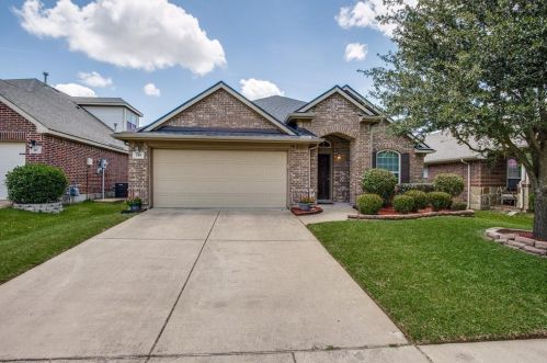 319 Highland Ridge Dr, St Paul, TX 75098-5016