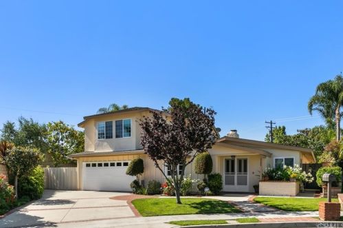 2284 Redlands Ave, Newport Beach, CA 92660