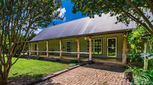 1511 Walnut Grv Rd, Midlothian TX  76065-4749 exterior