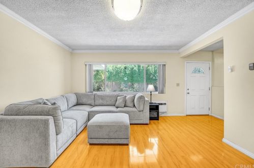9722 Live Oak Ave, Temple City, CA 91780-2525