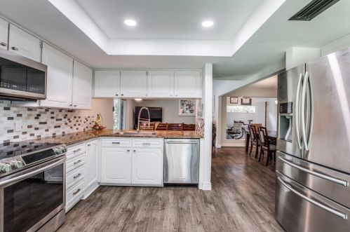 7 Justin Ct, Richardson TX  75081-2538 exterior