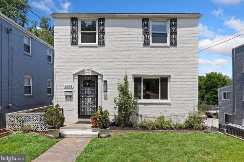 4414 Edson Pl, Washington, DC 20019-4765