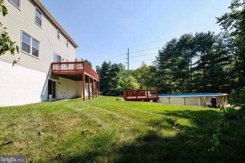 239 Hawkes Ct, Hockessin DE  19707-1351 exterior