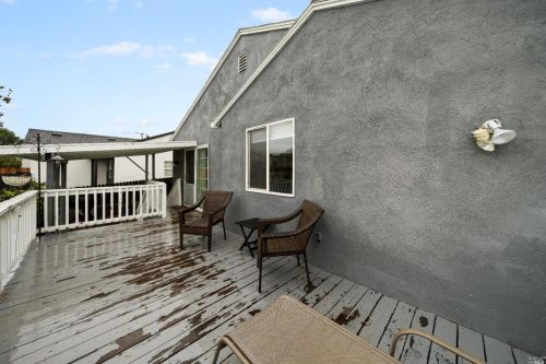 266 Hillcrest Ave, Benicia CA  94510-2225 exterior