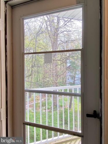 224 Stone Hurst Ct, New Castle DE  19720-3947 exterior