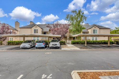 681 Royston Ln, Hayward CA  94544-6760 exterior