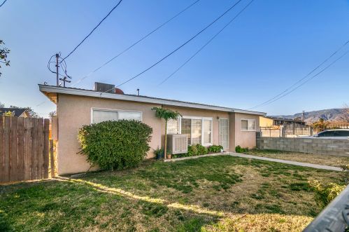 7880 Sterling Ave, San Bernardino, CA 92410-4743