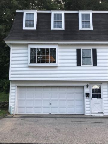 3 Westchester Hls, Colchester, CT 06415-2516