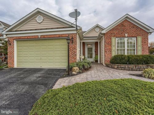 332 Foxleigh Dr, Hanover, PA 17331-5236