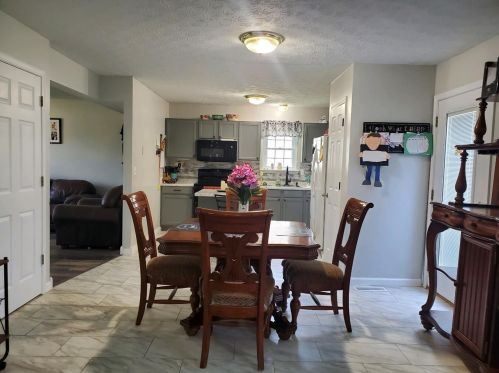 3371 Whispering Trees Dr, Amelia OH  45102-2292 exterior