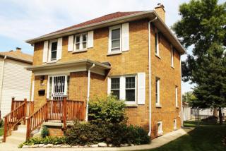 6448 Medford Ave, Milwaukee WI  53218-3930 exterior