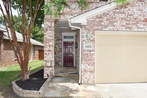 1422 Ravenwood Dr, Midlothian TX  76063-6054 exterior