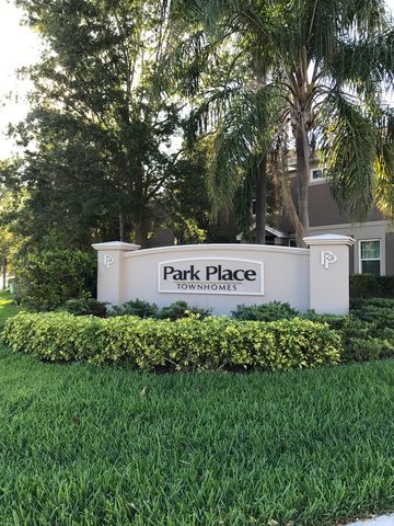 7815 66th Way, Pinellas Park, FL 33781-2057