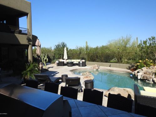 7621 Dixileta Dr, Scottsdale AZ exterior