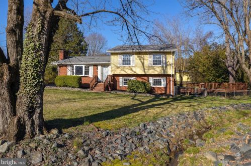 703 Culpeper St, Fredericksburg, VA 22405-3318