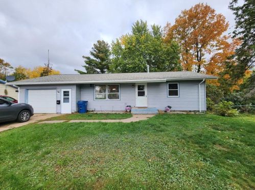 125 Monroe Ave, Poskin, WI 54812-1430