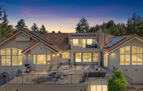 26700 Loma Prieta Way, Los Gatos, CA 95033-9733