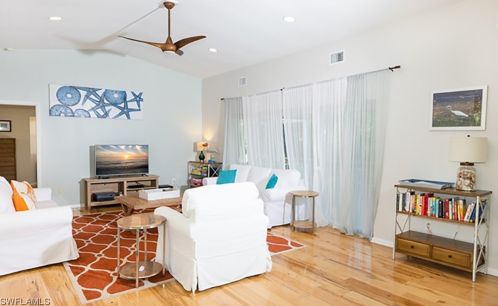 1388 Tahiti Dr, Sanibel FL  33957-2614 exterior