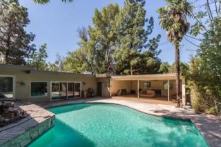 16643 Nanberry Rd, Van Nuys CA  91436-3209 exterior