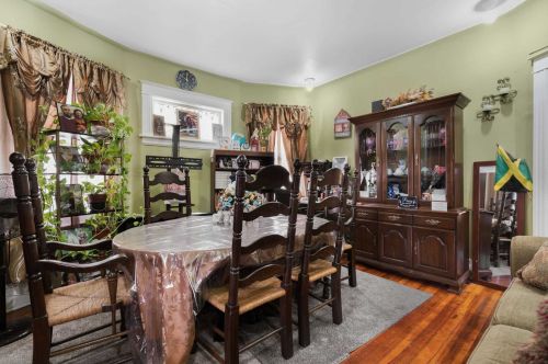 33 Manitou Ave, Poughkeepsie NY  12603-2731 exterior