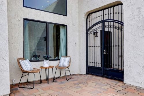 4108 Konya Dr, Torrance CA 90503-1826 exterior