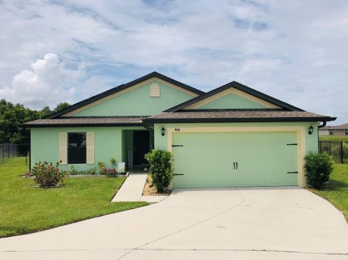 408 Miles Blvd, Dundee, FL 33838-4609