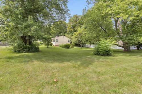 280 Brooksvale Rd, Cheshire, CT 06410-3337