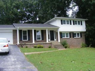 1113 Whitney Dr, Columbia, TN 38401-5115