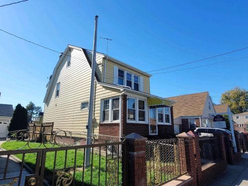 220-12 103rd Ave, Jamaica, NY 11429-1314