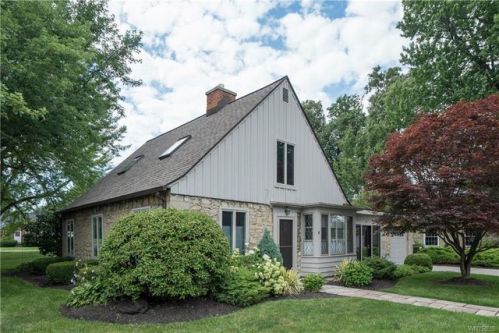 4 Elm Ct, Buffalo, NY 14226-4645
