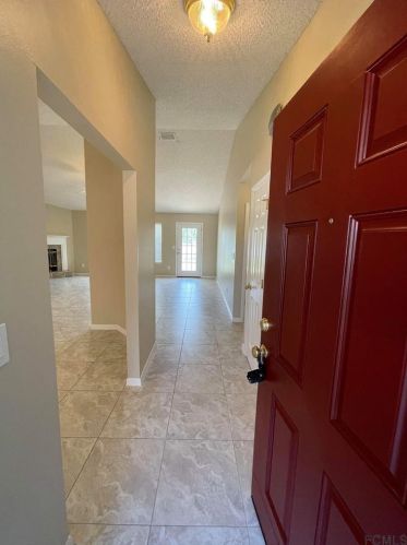 20 Fischer Ln, Palm Coast, FL 32137-8462