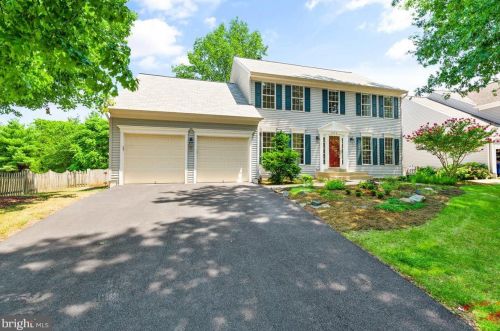 204 Newhall Pl, Leesburg, VA 20175-2538