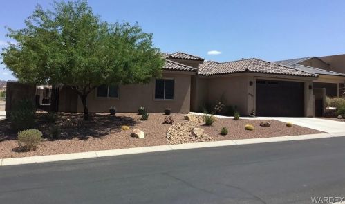2637 Kingman Dr, Bullhead City, AZ 86429-5999